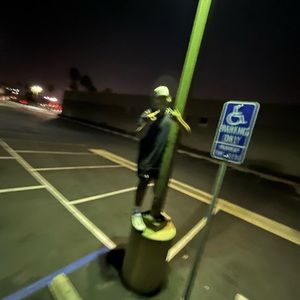 Meet your Posher, Jonathan